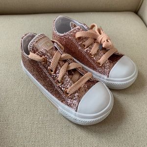 Toddler girls sparsely converse size 6 blush pink
